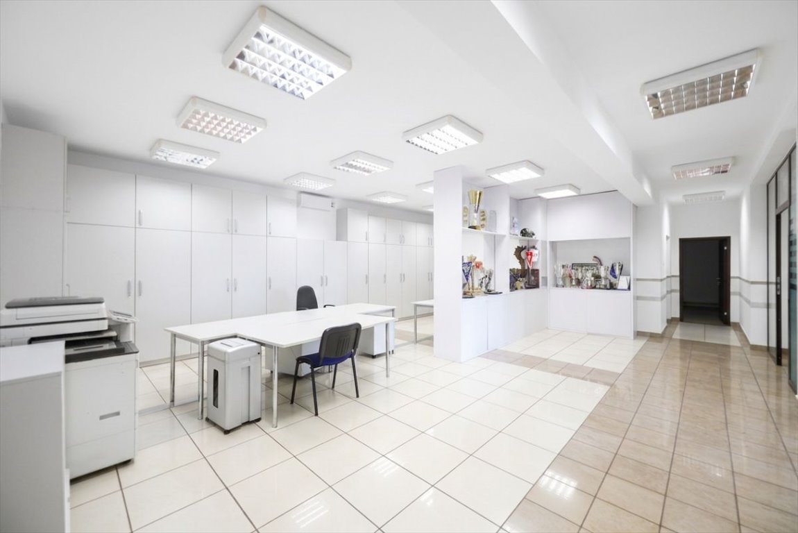 Lokal użytkowy 230 m2 w Katowicach - zapraszam: Katowice Koszutka: Aleja Wojciecha Korfantego