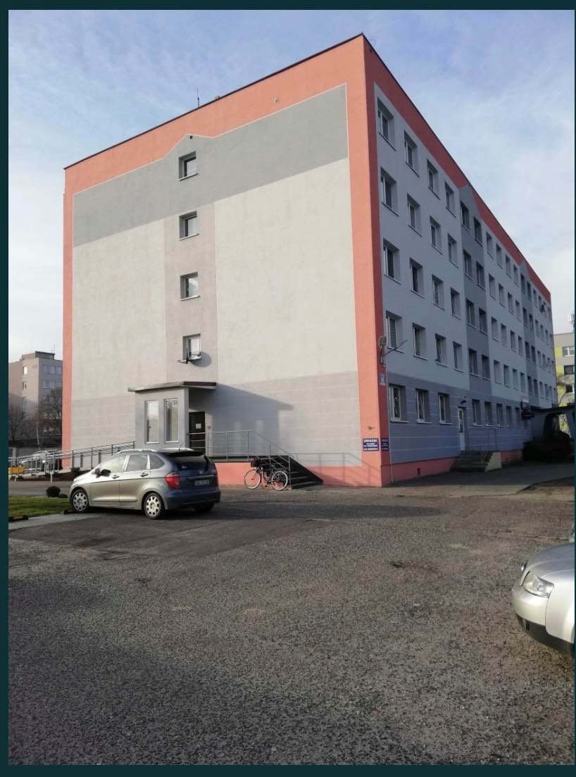 Lokal użytkowy 680 m² wynajęty dla przedszkoli i firm Bełchatów  680m2 Foto 1