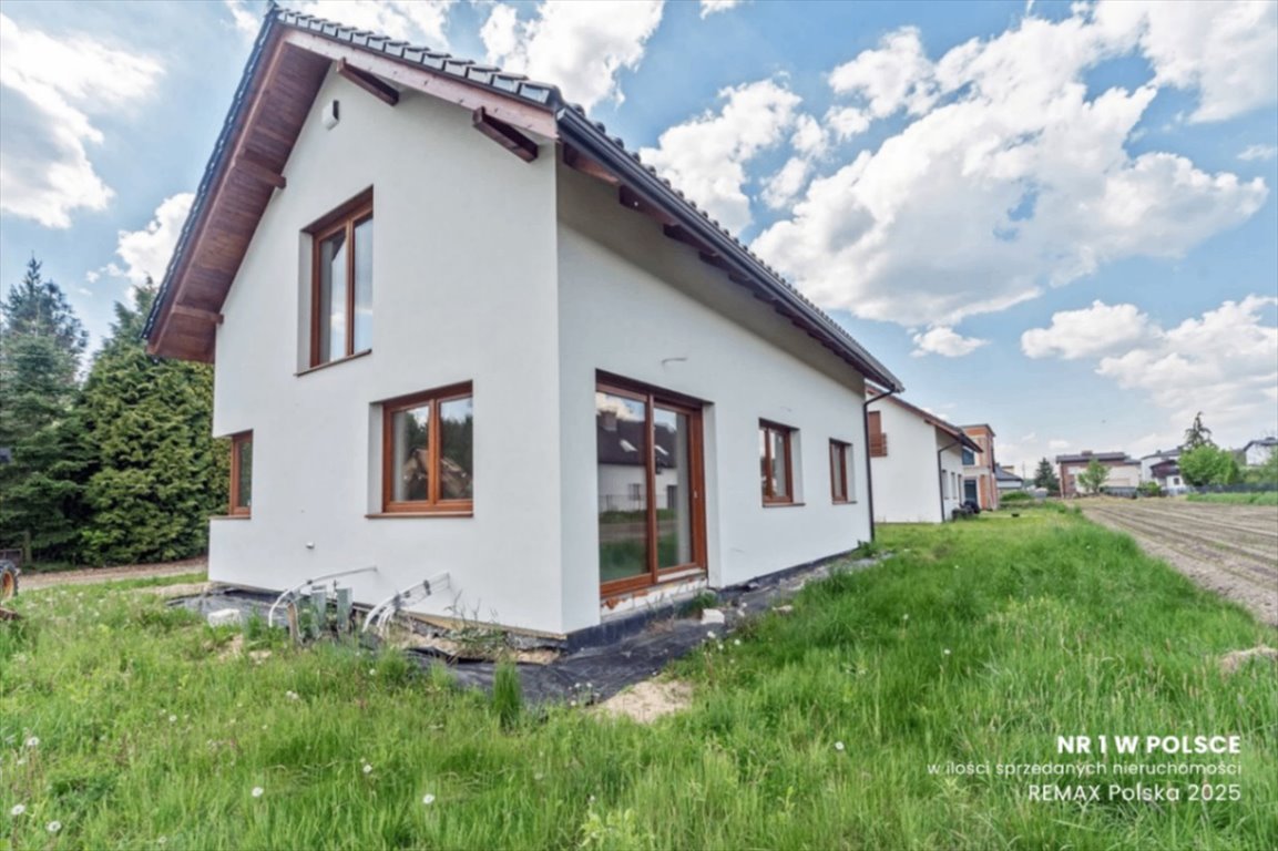 Nowoczesny dom 145 m² z dużymi przeszkleniami i zielonym widokiem Nowe Bojszowy, Cichy Kącik  145m2 Foto 1