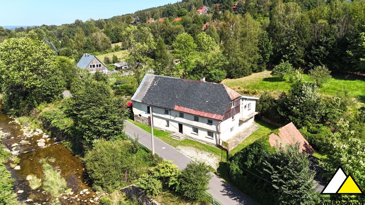 Dom z potencjałem w Świeradowie-Zdroju, 300 m2, działka 1340 m2 Świeradów-Zdrój, Dolna  300m2 Foto 1