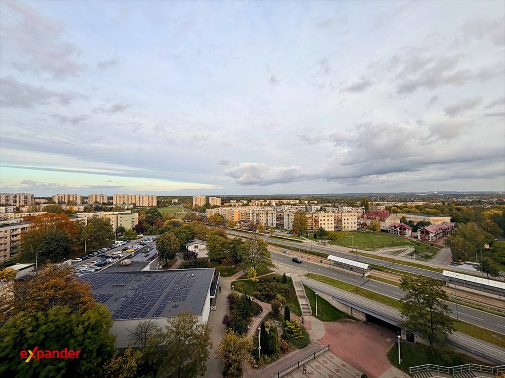 Polecam przestronne 60,7 m² z dużym balkonem w Częstochowie Częstochowa, Północ, Jarosława Iwaszkiewicza  61m2 Foto 1