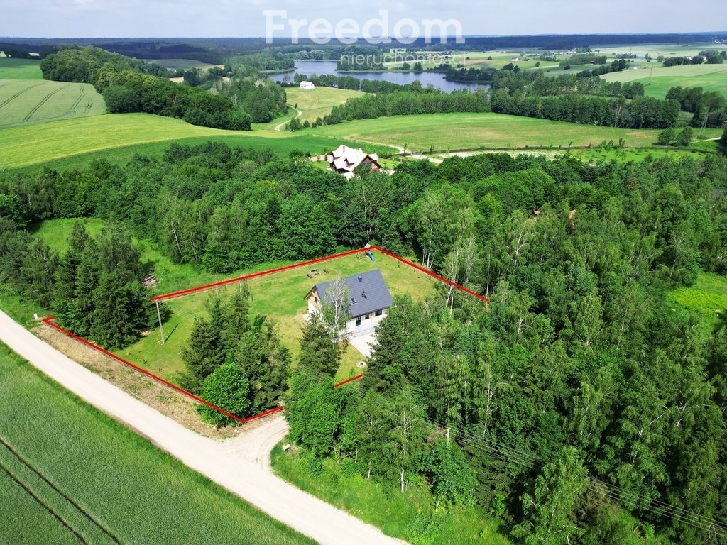 Urokliwy dom z dużym ogrodem i udziałem w plaży Gryźliny  135m2 Foto 1