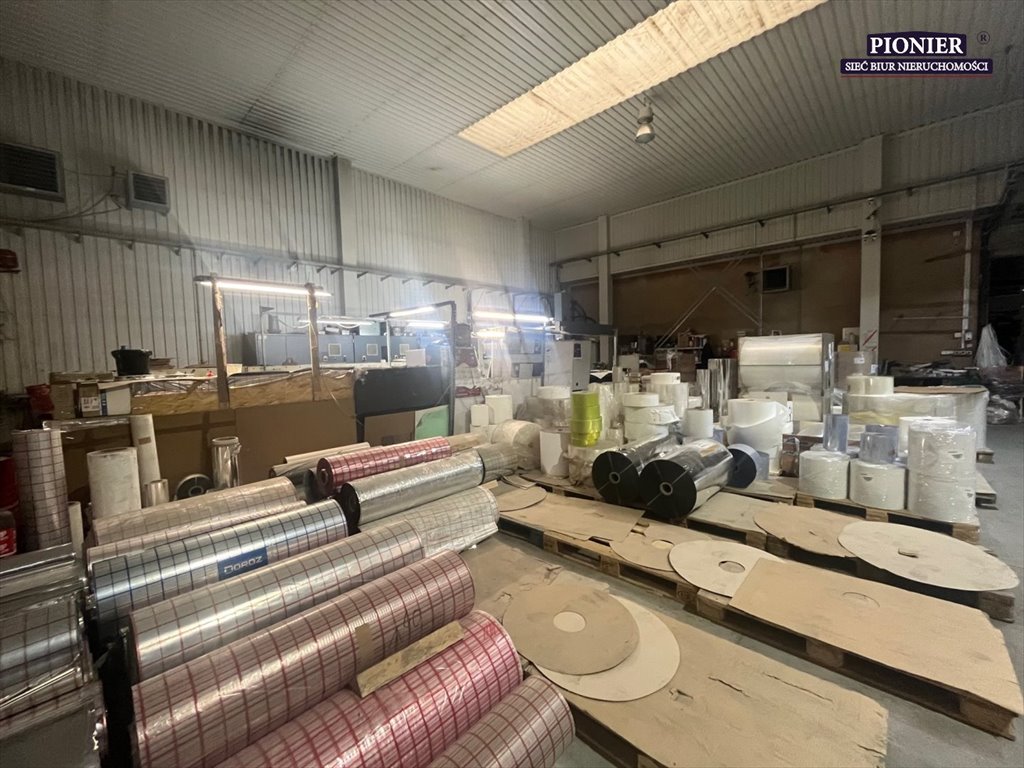 Magazyn na sprzedaż Górki Wielkie  1 580m2 Foto 2