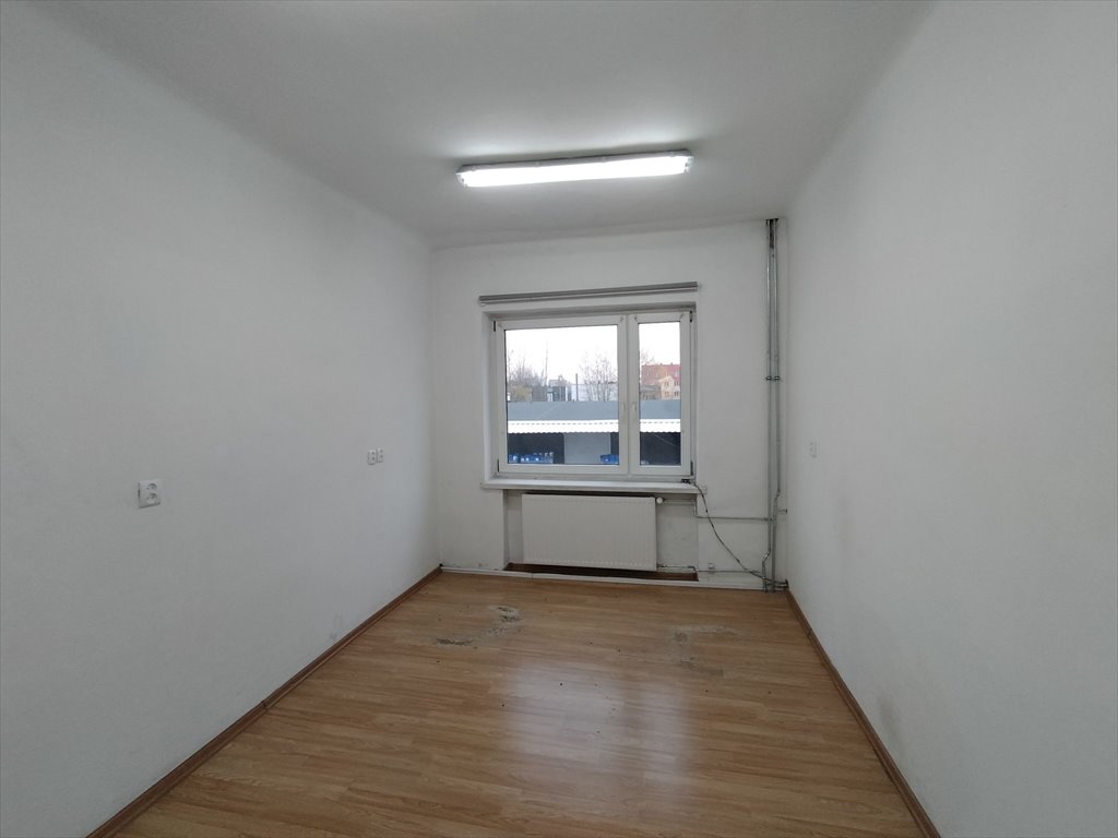 Lokal użytkowy na wynajem Sosnowiec, Ptasia 3  30m2 Foto 2