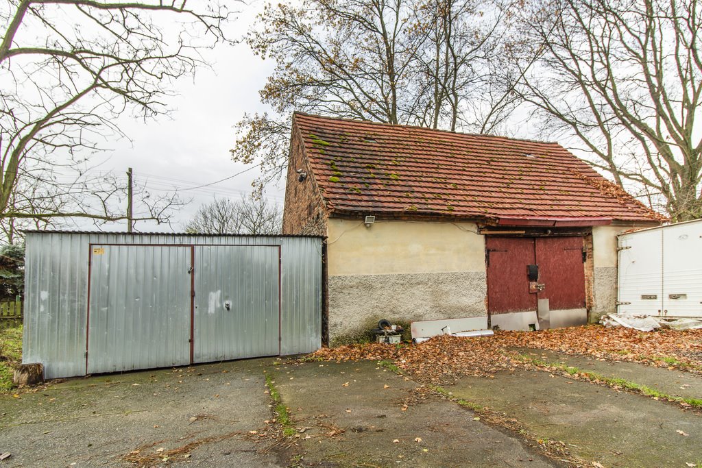 Działka z domem do remontu i stodołą w zielonej okolicy Drzeniów  124m2 Foto 1