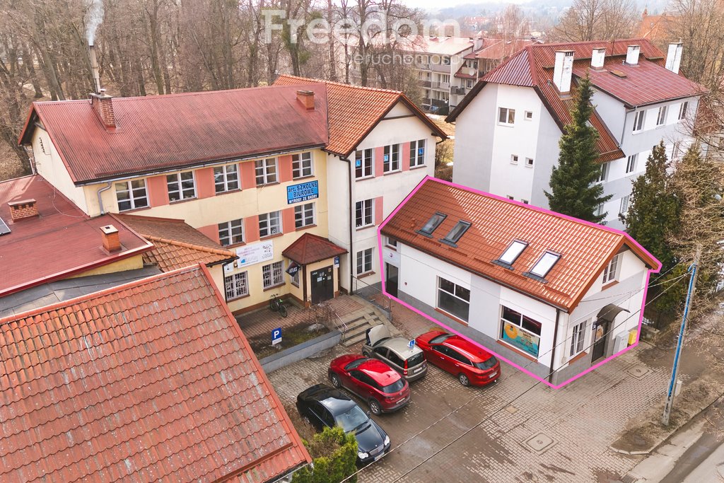 Do sprzedania inwestycyjny lokal usługowy z najmem 178 m² w Olsztynku Olsztynek, Niepodległości  178m2 Foto 1