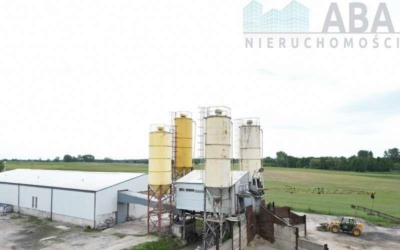 Magazyn na sprzedaż Przyłubie, 41  2 250m2 Foto 1