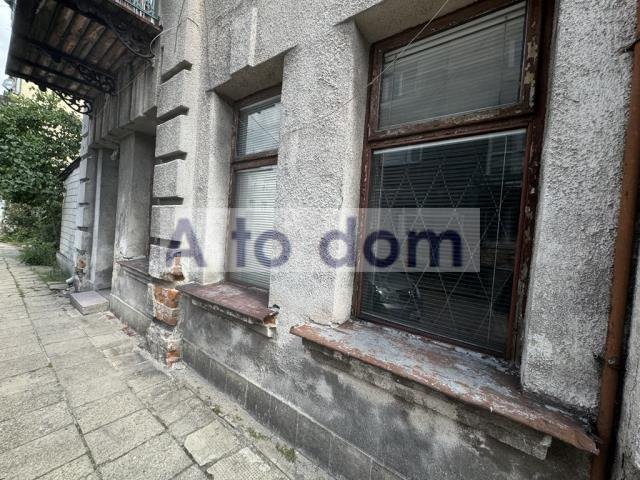 Kamienica w centrum Wołomina z potencjałem i 3 mieszkaniami Wołomin  200m2 Foto 1