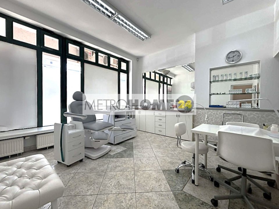 Atrakcyjny lokal usługowy 57 m² z witryną i klimatyzacją Warszawa, Ursynów, Ursynów Centrum  57m2 Foto 1