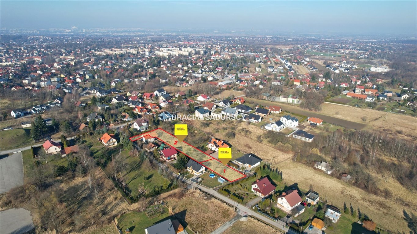 Działka budowlana 21 a z dostępem do mediów i wjazdem z dwóch stron Wieliczka, Wieliczka, Solarskiego  2 072m2 Foto 1