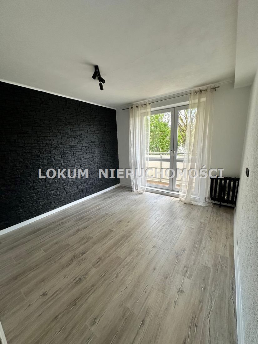 Przestronne 34,5 m² na parterze, odświeżone, z kuchnią - polecam! Jastrzębie-Zdrój, Osiedle Barbary, Turystyczna  35m2 Foto 1