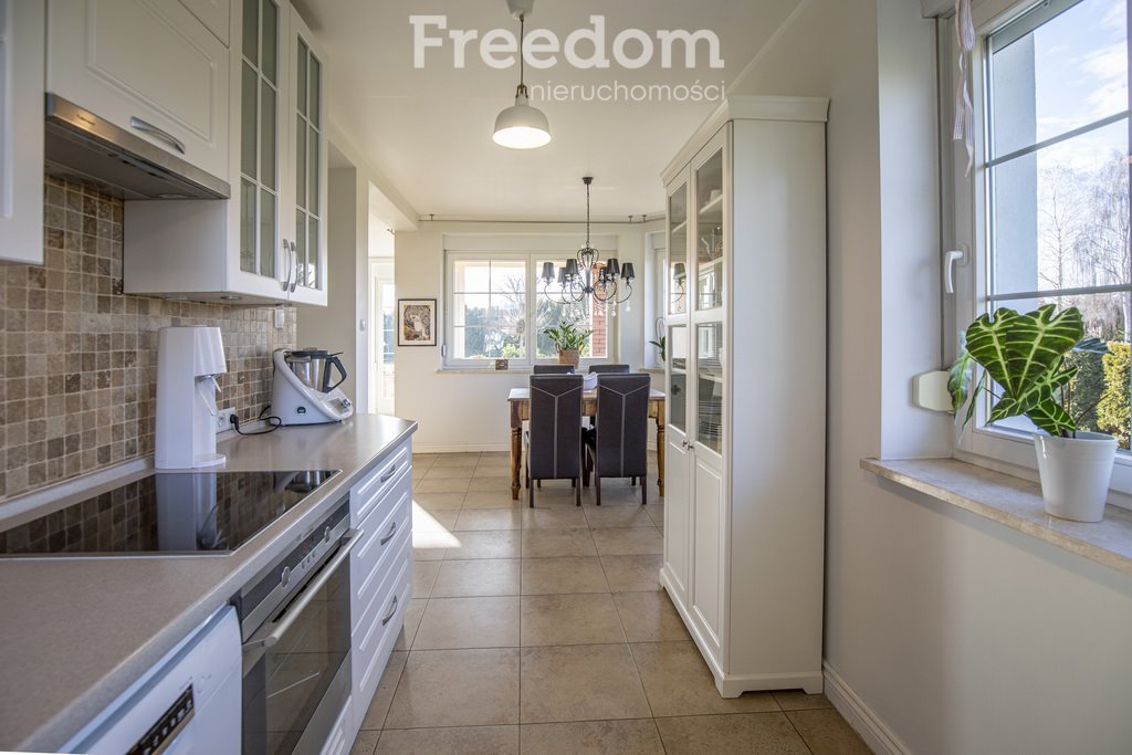 Komfortowy dom 180 m² z kominkiem, ogrodem i garażem polecam Kościerzyce  180m2 Foto 1