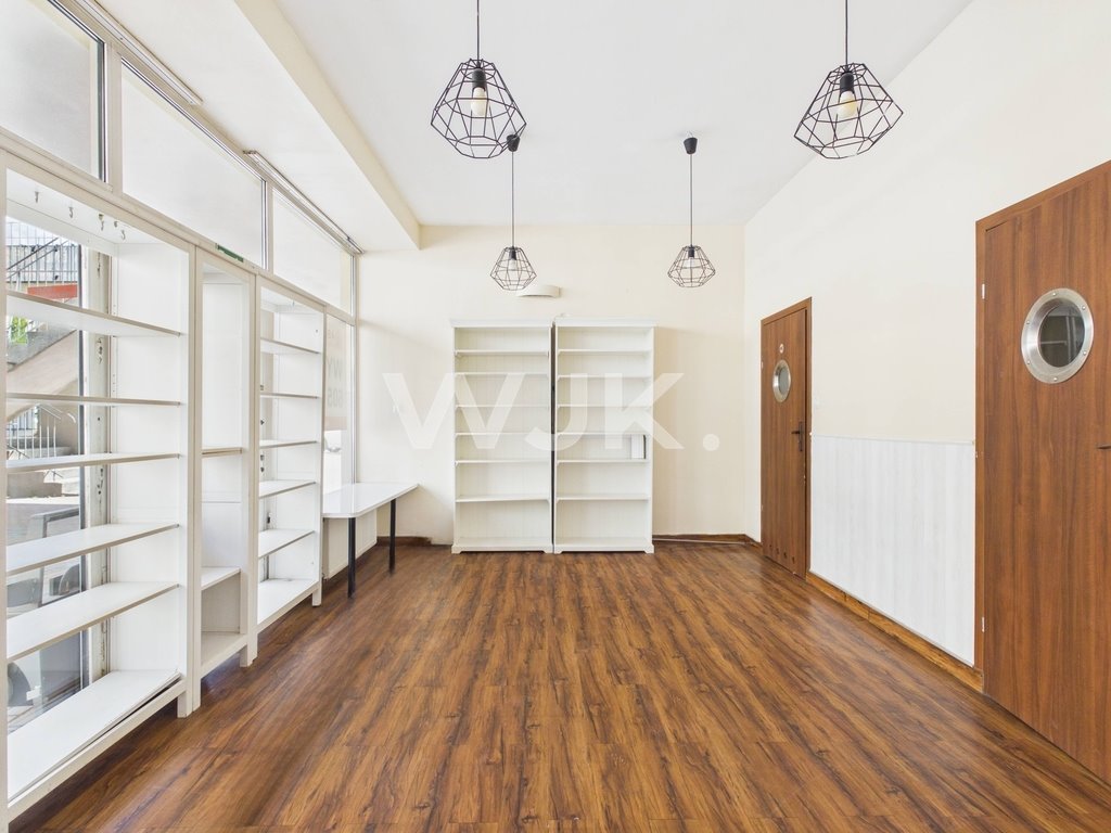 Lokal użytkowy 150 m² w Woli, świetny na działalność polecam! Warszawa, Wola  150m2 Foto 1