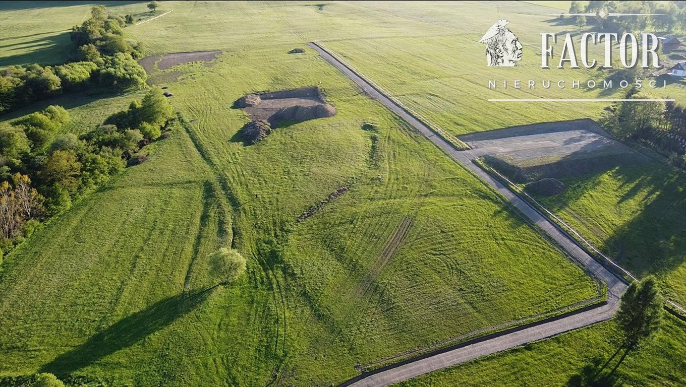 Działka budowlana na sprzedaż Uście Gorlickie  1 000m2 Foto 1