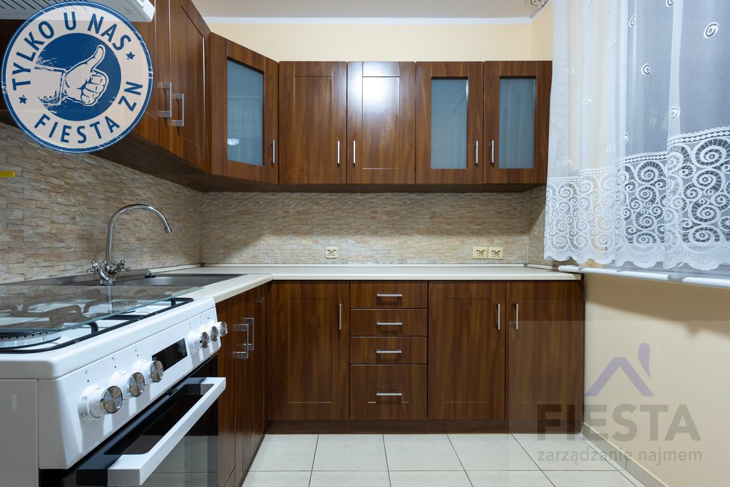 Mieszkanie dwupokojowe na wynajem Siemianowice Śląskie, Wojciecha Korfantego  49m2 Foto 1