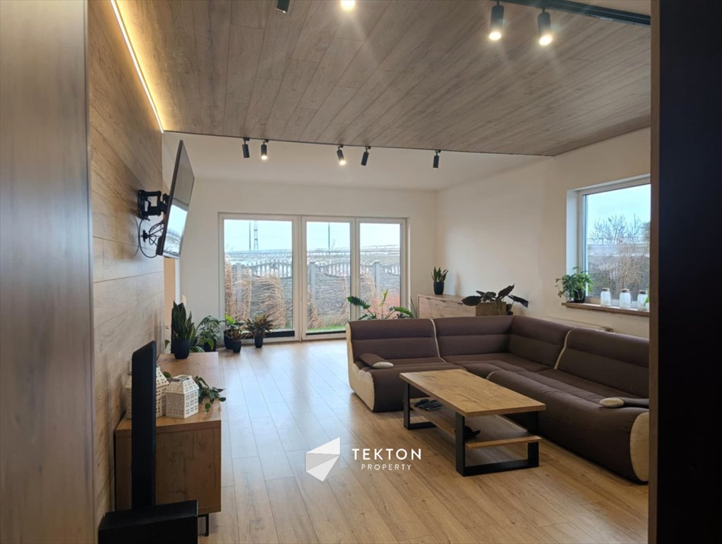 Przestronny dom 360 m² z możliwością podziału na dwa lokale Borkowo, Starogardzka  360m2 Foto 1