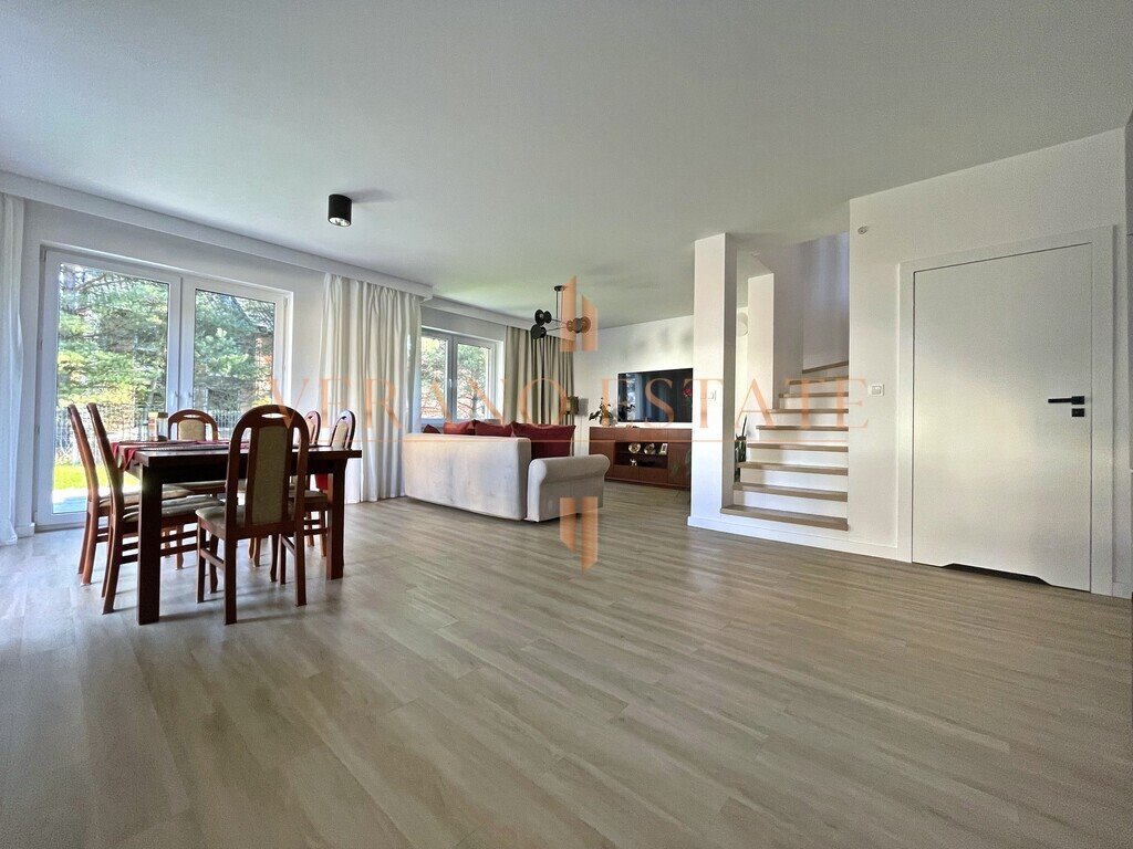 Dom na sprzedaż Kąty  138m2 Foto 1