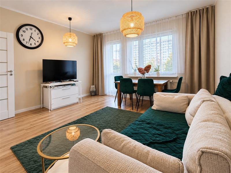 Na sprzedaż przestronne 4-pokojowe mieszkanie 76,7 m² z dużą loggią Koszalin, Spasowskiego  77m2 Foto 1