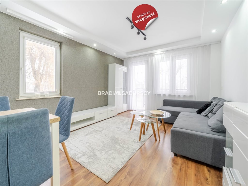 Mieszkanie trzypokojowe na sprzedaż Dobczyce, os. Piastowskie  64m2 Foto 1