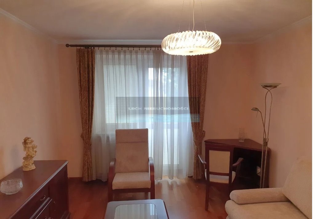 Przestronne 72 m² w Serocku z balkonem i możliwością 3 pokoi polecam Serock, 11-go Listopada  72m2 Foto 1