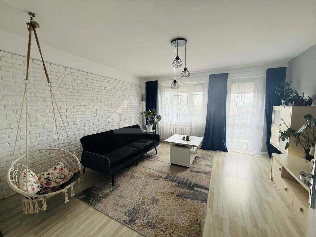 Komfortowe 3-pokojowe mieszkanie z dużym balkonem, zielona okolica Starachowice, Leśna  59m2 Foto 1