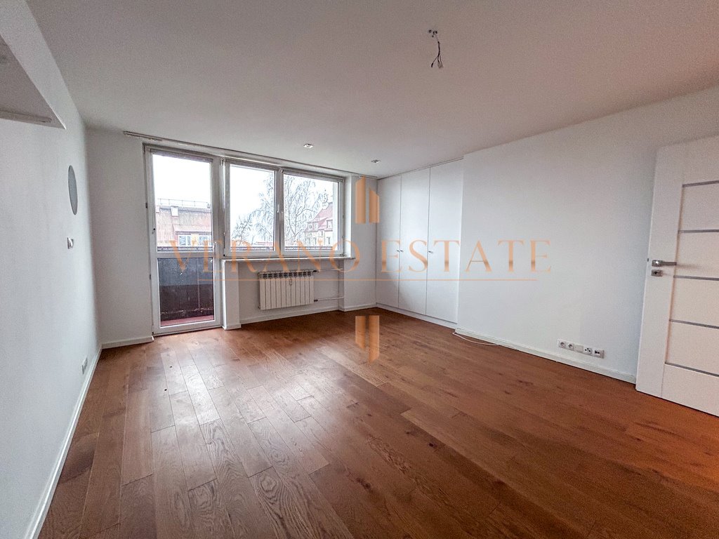 Mieszkanie trzypokojowe na sprzedaż Zakroczym, Tylna  61m2 Foto 1