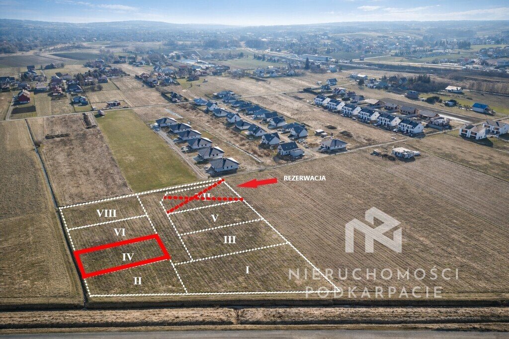 Działka budowlana 9,5 ar z WZ, media, dojazd zapraszam Lutoryż  950m2 Foto 1