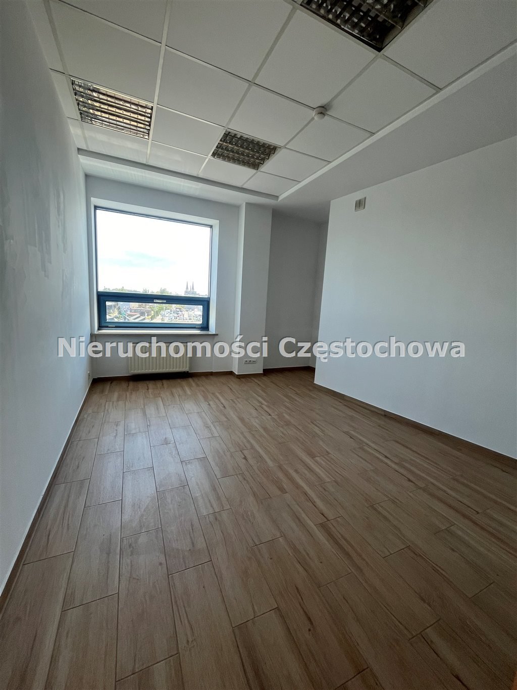 Lokal użytkowy na wynajem Częstochowa, Stare Miasto  109m2 Foto 3