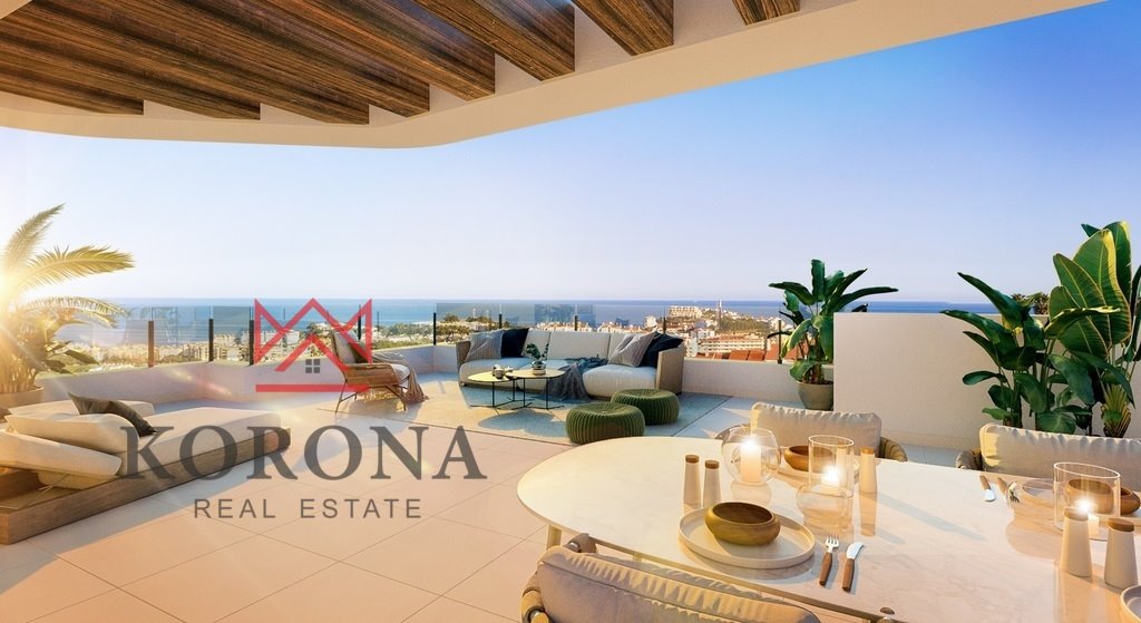 Mieszkanie dwupokojowe na sprzedaż Hiszpania, La Cala De Mijas  93m2 Foto 1