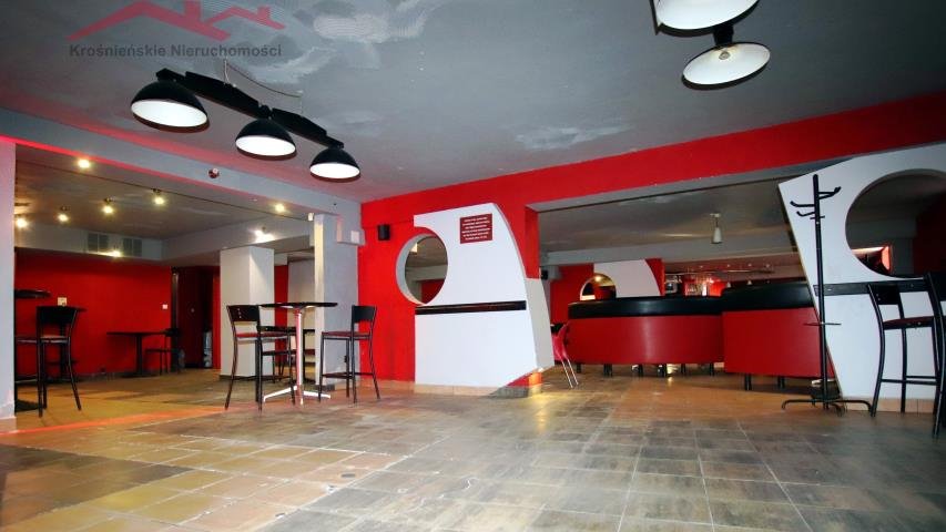 Wynajem lokalu 272 m² w Brzozowie z dużą otwartą przestrzenią Brzozów  272m2 Foto 1