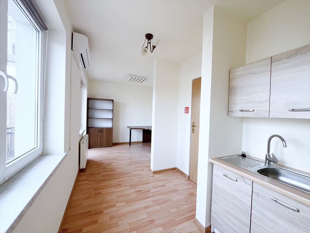 Lokal użytkowy na wynajem Rzeszów, Słocina, Armii Krajowej  36m2 Foto 2