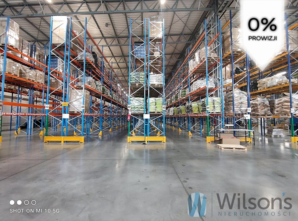 Wynajmę magazyn 4100 m² z biurem, monitoringiem i dokami Pęcice  4 410m2 Foto 1