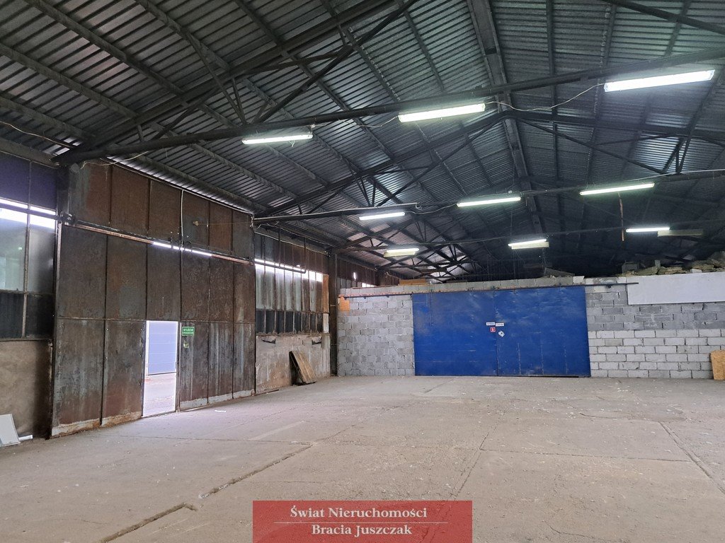 Magazyn 360 m² z bramą 4,5 m, ochrona 24h, A4 Wrocław, Oporów, Oporów  360m2 Foto 1