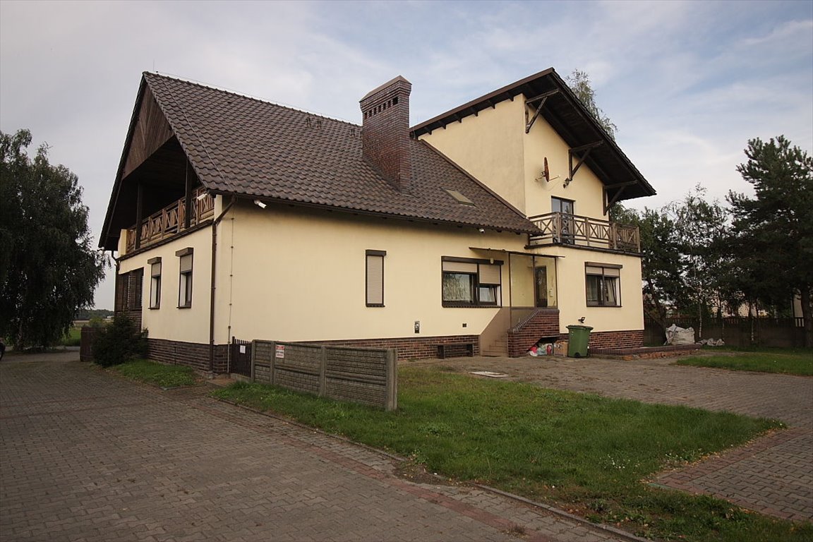 Dom 336 m² na działalność, dwie rodziny - polecam! Kiełczynek, Kiełczynek  337m2 Foto 1