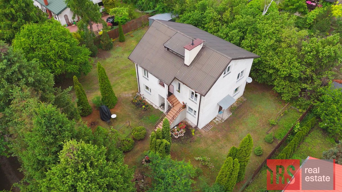 Polecam dom z 2 niezależnymi mieszkaniami i garażem w Laskach Laski, Wieczorka  302m2 Foto 1