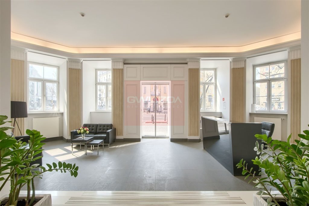 Biuro 309 m² w centrum Warszawy z recepcją i parkingiem Warszawa, Śródmieście, Śródmieście  309m2 Foto 1