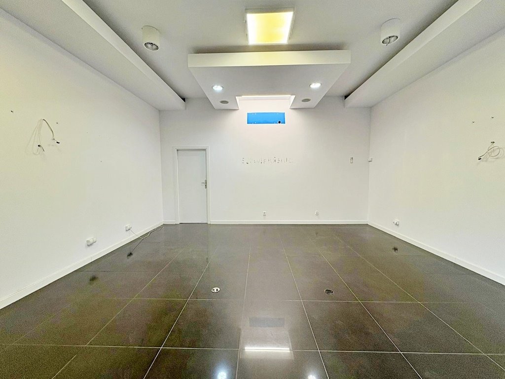 Lokal usługowy 74 m² z wejściem od ulicy i magazynem Białystok  74m2 Foto 1