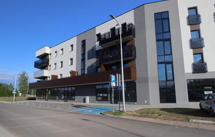 Nowoczesny lokal usługowy 73 m2 z witryną i parkingiem Ostrołęka, Pomian, Żniwna  73m2 Foto 1