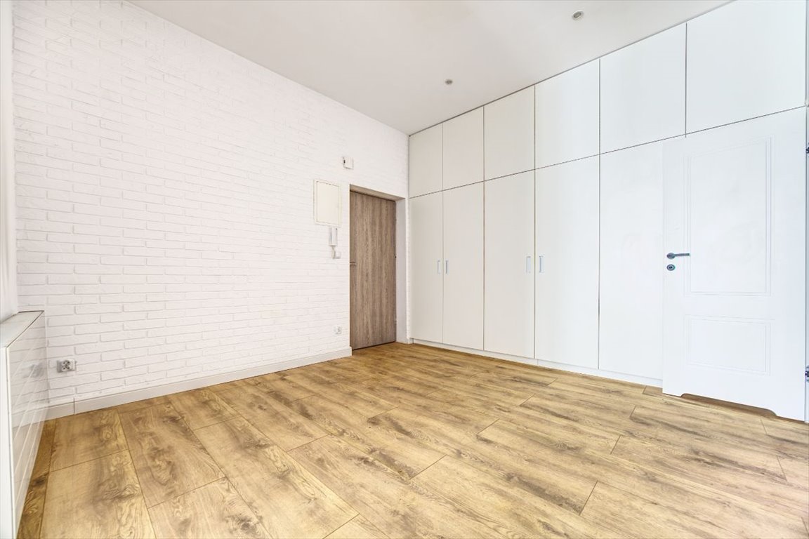 Zabytkowe mieszkanie po remoncie w willi z 1915 r. Zabrze, Biskupice, Zamkowa  66m2 Foto 1