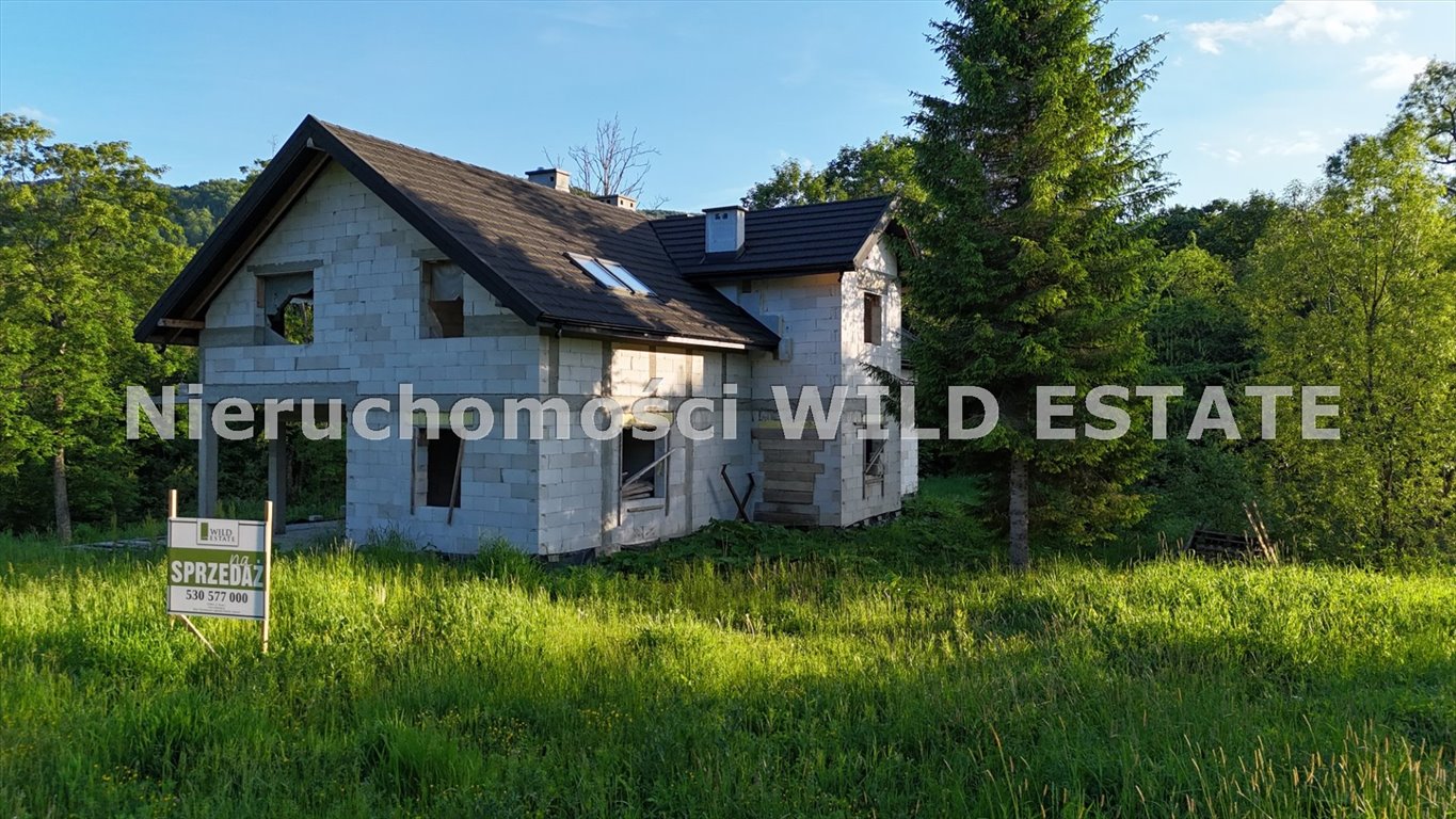 Przestronny dom do wykończenia - 356 m² w Wetlinie Cisna, Wetlina  356m2 Foto 1
