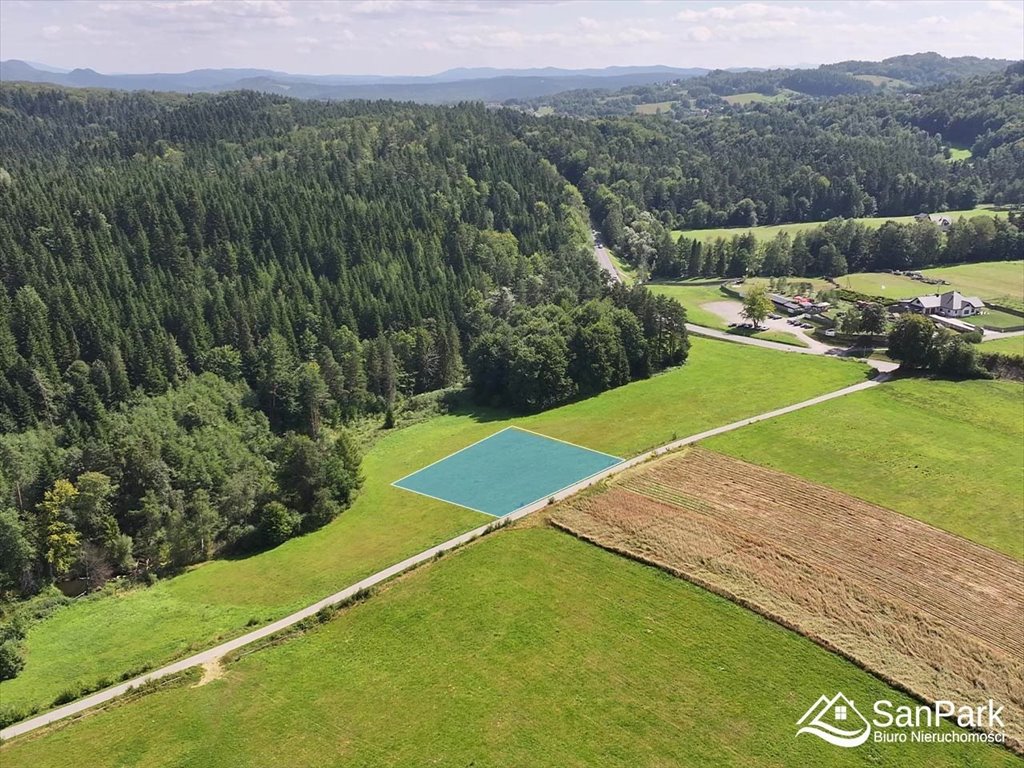 Polecam działkę 23 arów w Berezce z dostępem do asfaltu i mediami Berezka  2 297m2 Foto 1