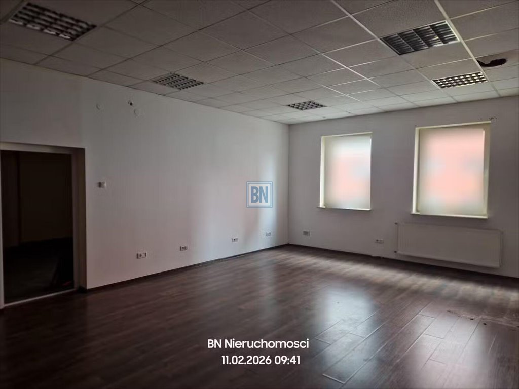 Atrakcyjne biuro 38,6 m² z parkingiem i aneksem kuchennym Katowice  39m2 Foto 1