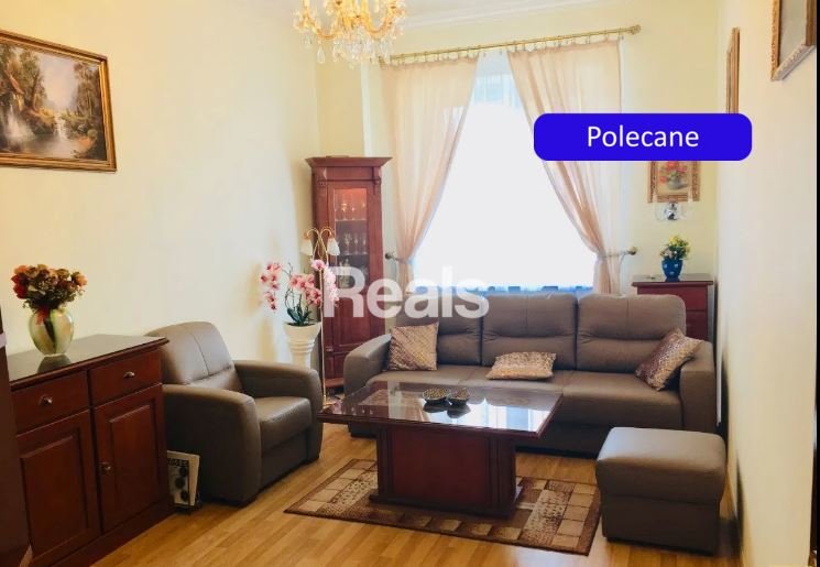 Przestronne 3-pokojowe mieszkanie z windą i komórką: Warszawa Śródmieście: al. Jana Pawła II