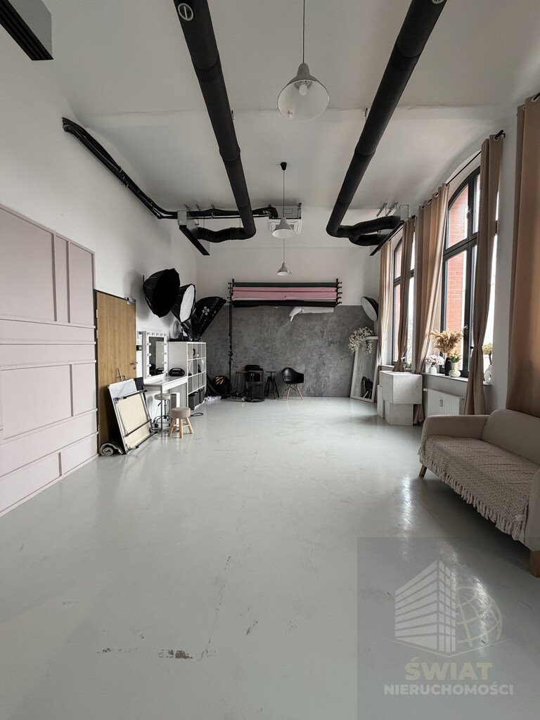 Nowoczesny lokal 44,6 m2 z windą i klimatyzacją w Szczecinie Szczecin, Nowe Miasto  45m2 Foto 1