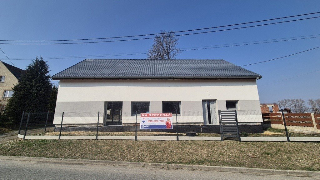 Na sprzedaż dom do wykończenia z widokiem i rabatem 15% Moszczanka, Moszczanka 238  150m2 Foto 1