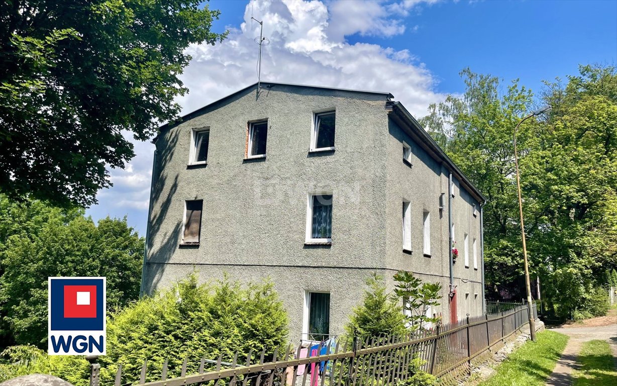 Mieszkanie trzypokojowe na sprzedaż Nowa Ruda, Kościelna  64m2 Foto 2