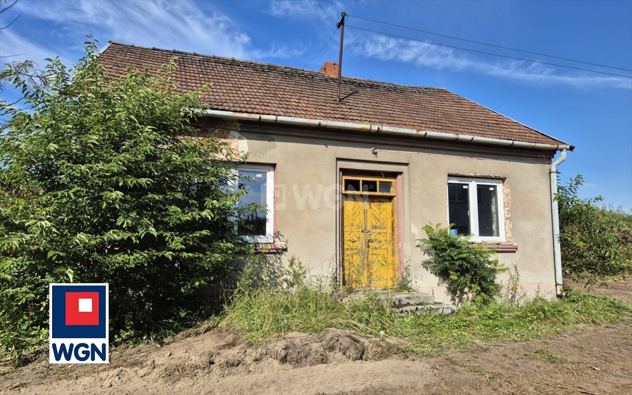 Zapraszam dom z dużą działką 32 arów w Czarniej Czarna, Osiedle Las, Czarna  60m2 Foto 1