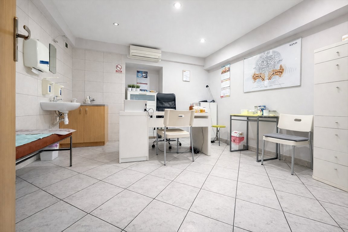 Lokal użytkowy 22,5 m² w centrum Sosnowca, gotowy do pracy Sosnowiec, centrum, Małachowskiego  23m2 Foto 1