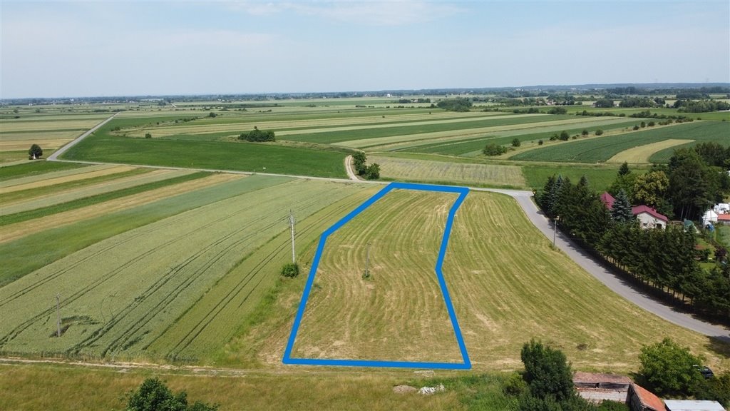 Działka budowlana na sprzedaż Radłów  2 636m2 Foto 1