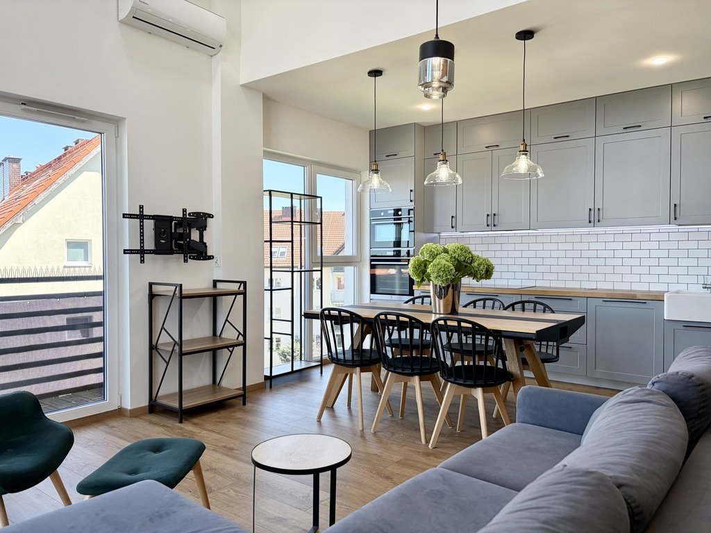 Unikalne loftowe mieszkanie z wysokim sufitem i dużymi przeszkleniami Szczecin, Gumieńce, Cukrowa  88m2 Foto 1